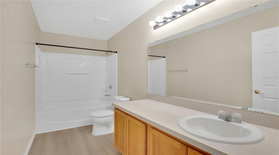 Davenport, Florida 33897, 4 Bedroom Bedrooms, ,3 Bathroombathrooms,Residential,For Sale,Kettering,0,Mfro6438301