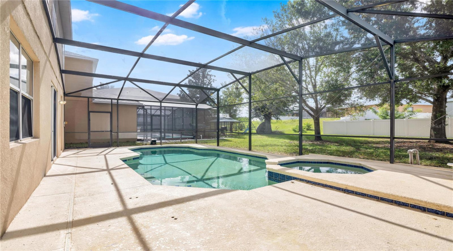 Davenport, Florida 33897, 4 Bedroom Bedrooms, ,3 Bathroombathrooms,Residential,For Sale,Kettering,0,Mfro6438301