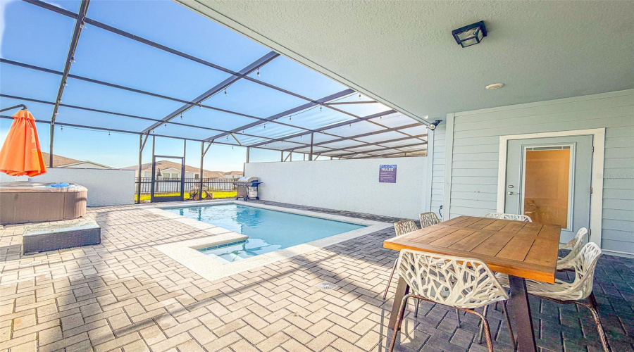 Davenport, Florida 33897, 5 Bedroom Bedrooms, ,4 Bathroombathrooms,Residential,For Sale,Pacific,0,Mfrl4964087
