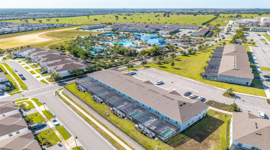 Davenport, Florida 33897, 5 Bedroom Bedrooms, ,4 Bathroombathrooms,Residential,For Sale,Pacific,0,Mfrl4964087