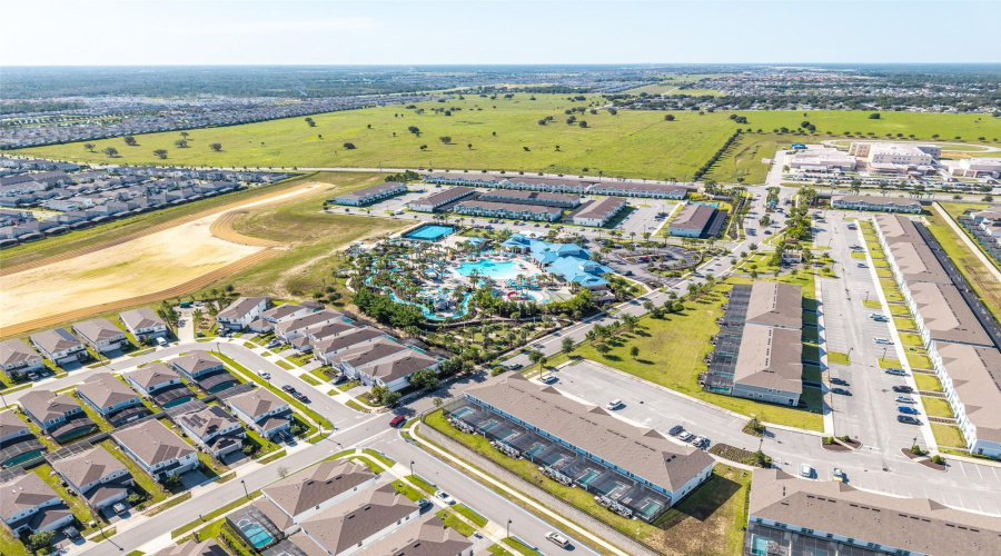 Davenport, Florida 33897, 5 Bedroom Bedrooms, ,4 Bathroombathrooms,Residential,For Sale,Pacific,0,Mfrl4964087
