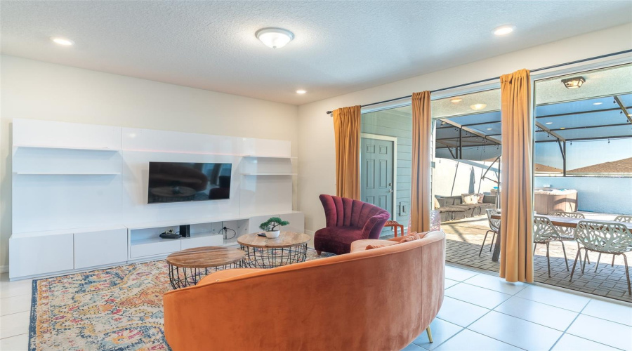 Davenport, Florida 33897, 5 Bedroom Bedrooms, ,4 Bathroombathrooms,Residential,For Sale,Pacific,0,Mfrl4964087
