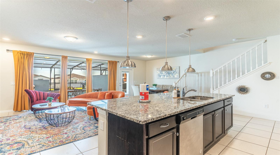 Davenport, Florida 33897, 5 Bedroom Bedrooms, ,4 Bathroombathrooms,Residential,For Sale,Pacific,0,Mfrl4964087