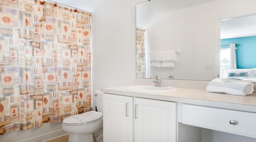 Davenport, Florida 33897, 6 Bedroom Bedrooms, ,4 Bathroombathrooms,Residential,For Sale,Carrera,0,Mfro6437771