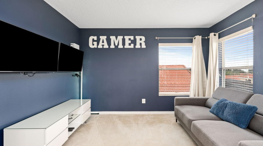 Davenport, Florida 33897, 6 Bedroom Bedrooms, ,4 Bathroombathrooms,Residential,For Sale,Carrera,0,Mfro6437771