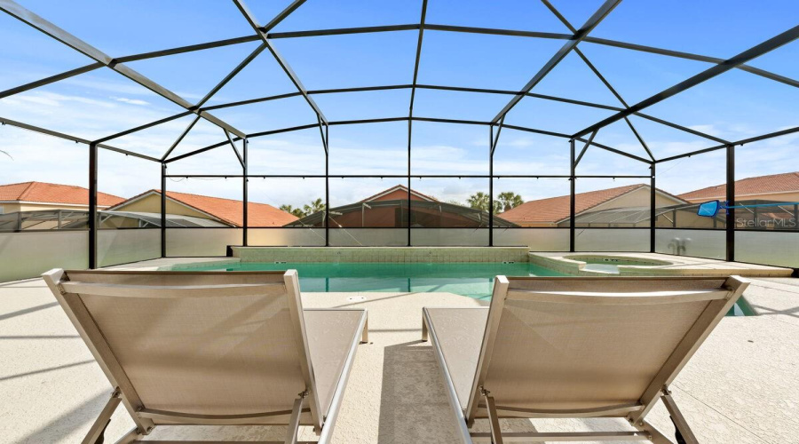 Davenport, Florida 33897, 6 Bedroom Bedrooms, ,4 Bathroombathrooms,Residential,For Sale,Carrera,0,Mfro6437771