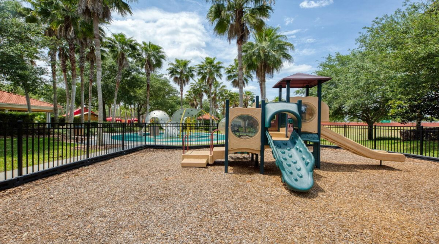 Davenport, Florida 33897, 6 Bedroom Bedrooms, ,4 Bathroombathrooms,Residential,For Sale,Carrera,0,Mfro6437771