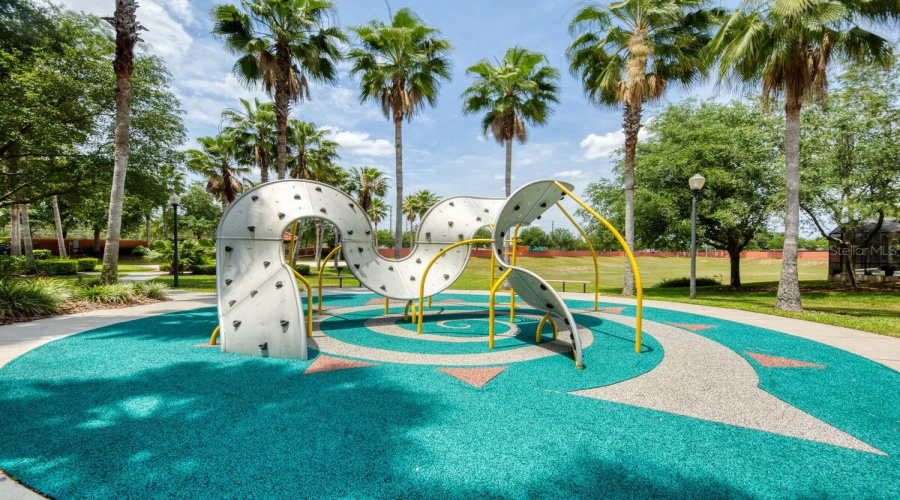 Davenport, Florida 33897, 6 Bedroom Bedrooms, ,4 Bathroombathrooms,Residential,For Sale,Carrera,0,Mfro6437771
