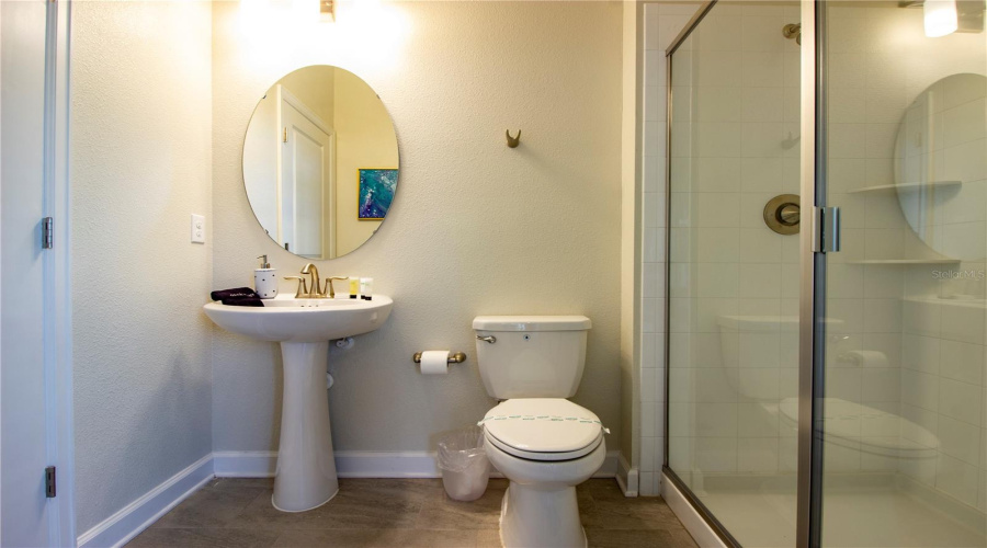 Davenport, Florida 33896, 6 Bedroom Bedrooms, ,6 Bathroombathrooms,Residential,For Sale,Cruden Bay,0,Mfrtb8487048