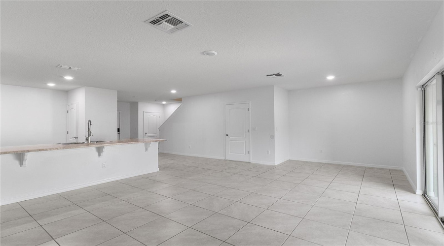 Kissimmee, Florida 34747, 3 Bedroom Bedrooms, ,2 Bathroombathrooms,Residential,For Sale,Wildflower,0,Mfro6434728