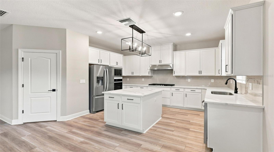 Kissimmee, Florida 34747, 3 Bedroom Bedrooms, ,2 Bathroombathrooms,Residential,For Sale,Somersworth,0,Mfro6437257
