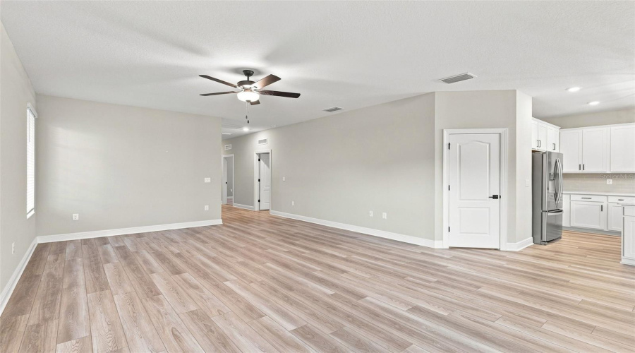 Kissimmee, Florida 34747, 3 Bedroom Bedrooms, ,2 Bathroombathrooms,Residential,For Sale,Somersworth,0,Mfro6437257