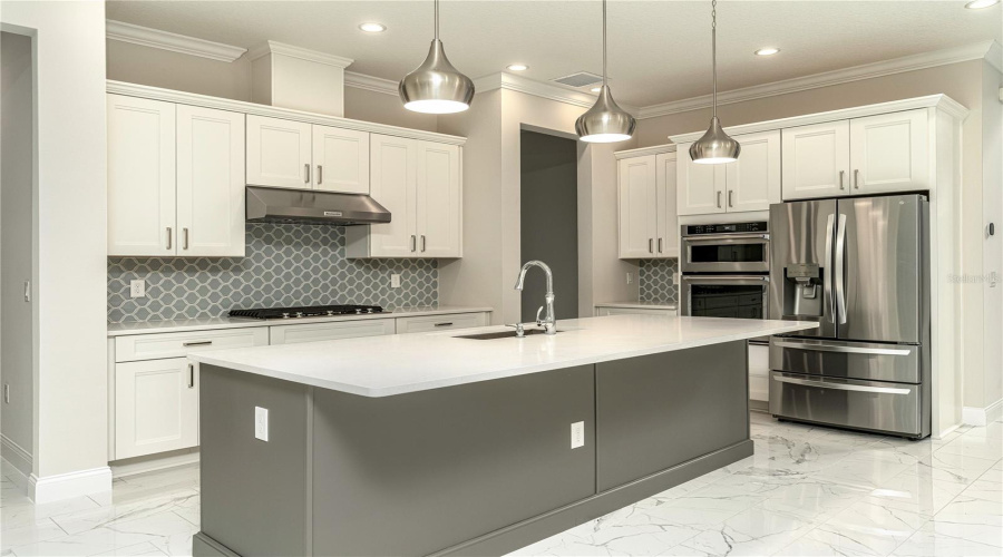 Orlando, Florida 32836, 4 Bedroom Bedrooms, ,4 Bathroombathrooms,Residential,For Sale,Royal Island,0,Mfro6438175