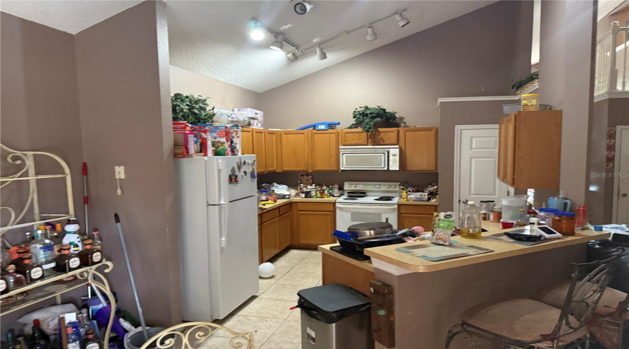 Kissimmee, Florida 34747, 5 Bedroom Bedrooms, ,4 Bathroombathrooms,Residential,For Sale,Yellow Crane,0,Mfro6402487
