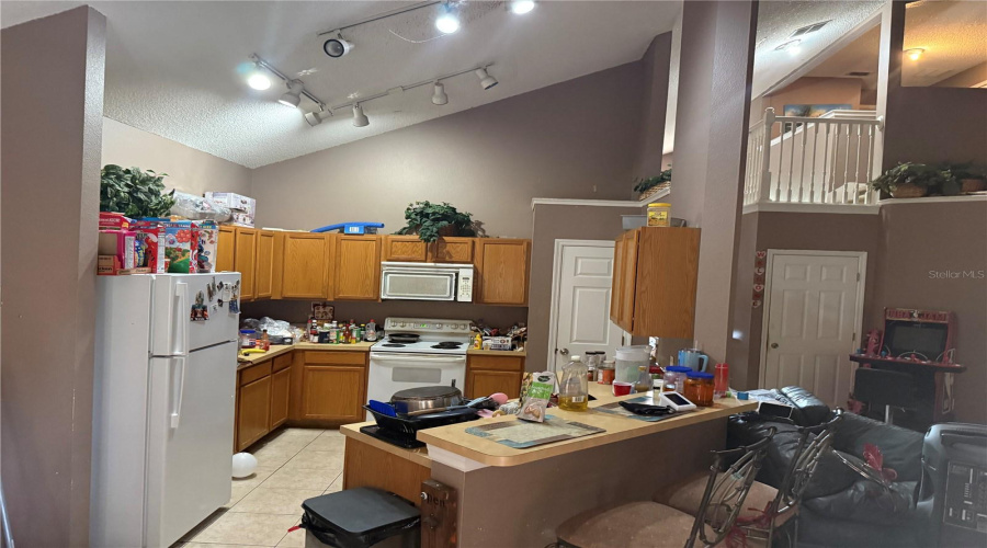Kissimmee, Florida 34747, 5 Bedroom Bedrooms, ,4 Bathroombathrooms,Residential,For Sale,Yellow Crane,0,Mfro6402487