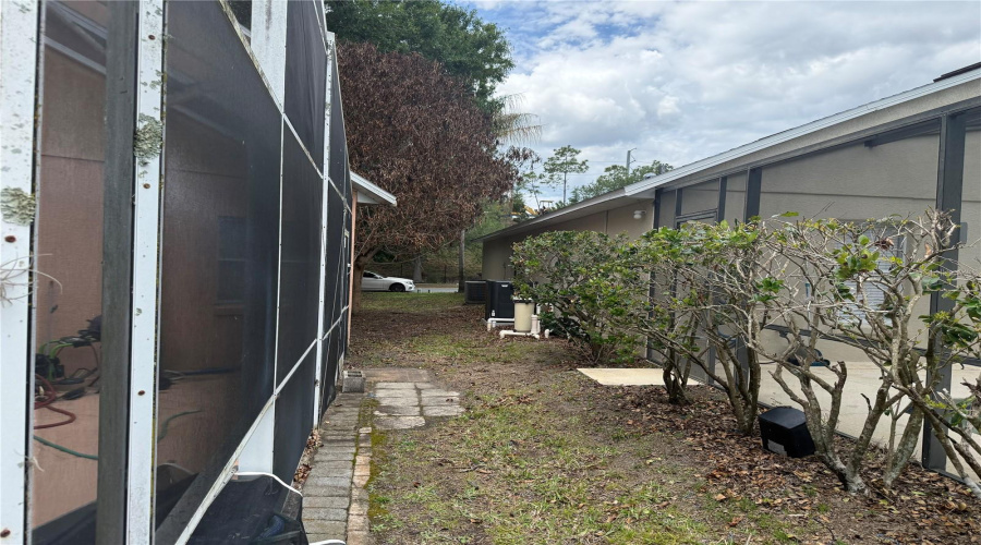 Kissimmee, Florida 34747, 5 Bedroom Bedrooms, ,4 Bathroombathrooms,Residential,For Sale,Yellow Crane,0,Mfro6402487