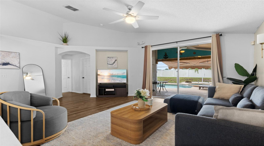 Davenport, Florida 33896, 4 Bedroom Bedrooms, ,3 Bathroombathrooms,Residential,For Sale,Saddle Ridge,0,Mfro6437459