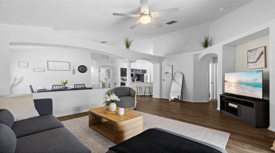 Davenport, Florida 33896, 4 Bedroom Bedrooms, ,3 Bathroombathrooms,Residential,For Sale,Saddle Ridge,0,Mfro6437459
