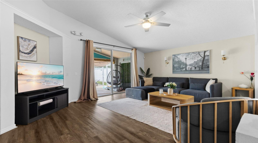 Davenport, Florida 33896, 4 Bedroom Bedrooms, ,3 Bathroombathrooms,Residential,For Sale,Saddle Ridge,0,Mfro6437459