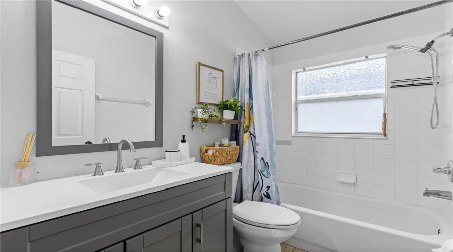 Davenport, Florida 33896, 4 Bedroom Bedrooms, ,3 Bathroombathrooms,Residential,For Sale,Saddle Ridge,0,Mfro6437459