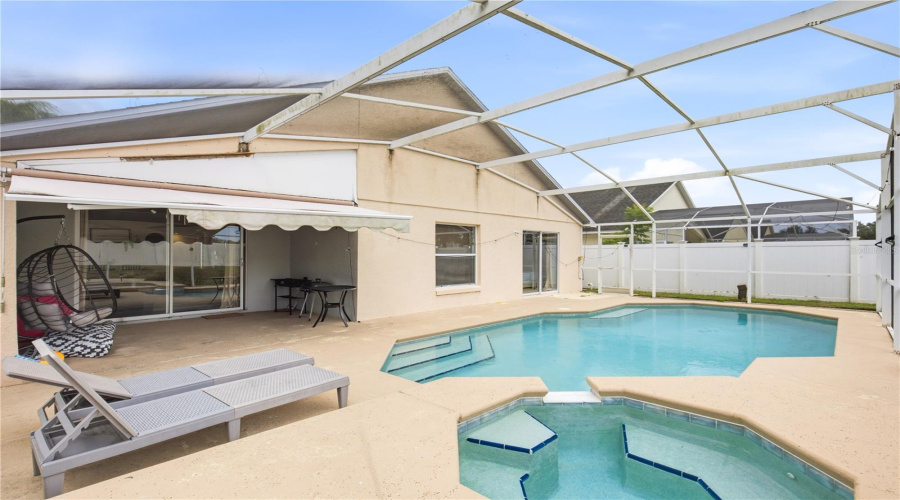 Davenport, Florida 33896, 4 Bedroom Bedrooms, ,3 Bathroombathrooms,Residential,For Sale,Saddle Ridge,0,Mfro6437459