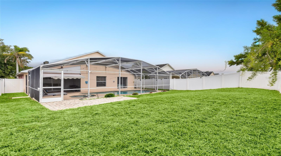 Davenport, Florida 33896, 4 Bedroom Bedrooms, ,3 Bathroombathrooms,Residential,For Sale,Saddle Ridge,0,Mfro6437459
