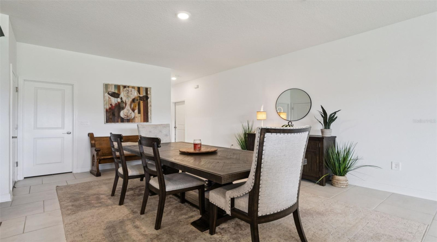 Davenport, Florida 33837, 5 Bedroom Bedrooms, ,3 Bathroombathrooms,Residential,For Sale,Hillingdam,0,Mfro6438217