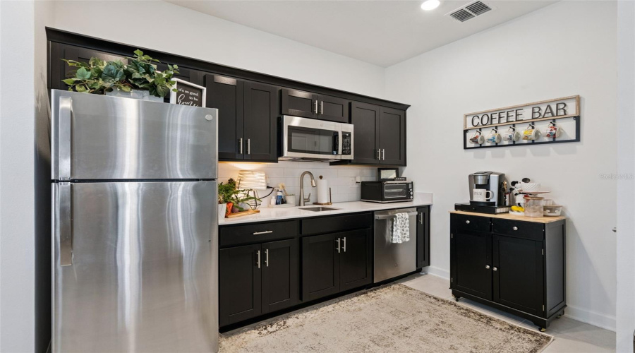 Davenport, Florida 33837, 5 Bedroom Bedrooms, ,3 Bathroombathrooms,Residential,For Sale,Hillingdam,0,Mfro6438217