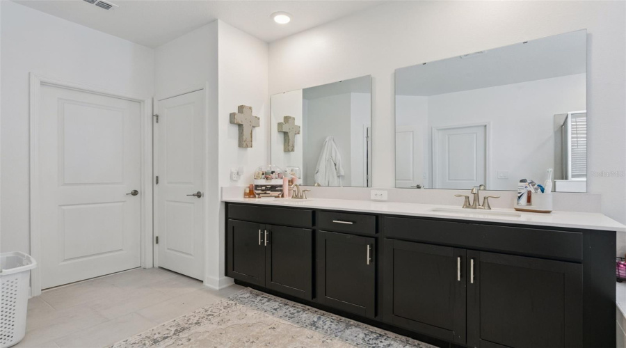 Davenport, Florida 33837, 5 Bedroom Bedrooms, ,3 Bathroombathrooms,Residential,For Sale,Hillingdam,0,Mfro6438217