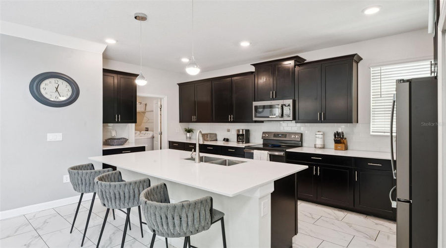 Davenport, Florida 33896, 5 Bedroom Bedrooms, ,5 Bathroombathrooms,Residential,For Sale,Whistling Straits,0,Mfrs5156827
