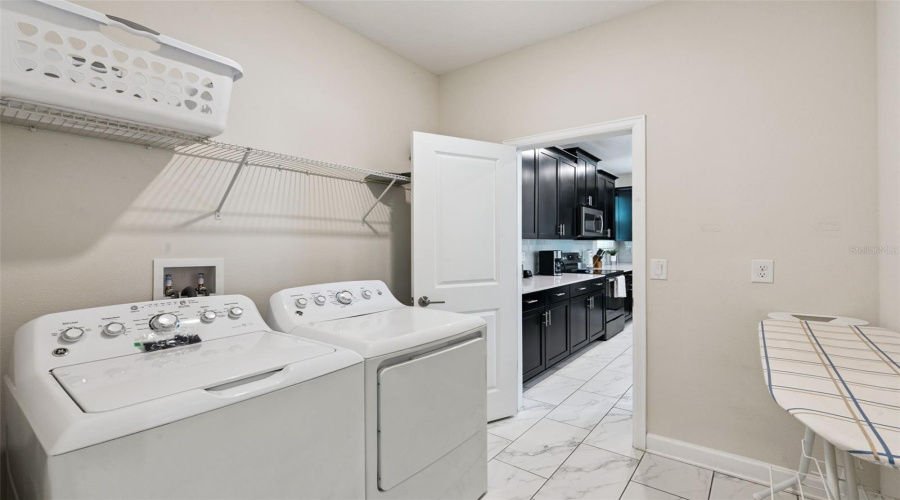 Davenport, Florida 33896, 5 Bedroom Bedrooms, ,5 Bathroombathrooms,Residential,For Sale,Whistling Straits,0,Mfrs5156827