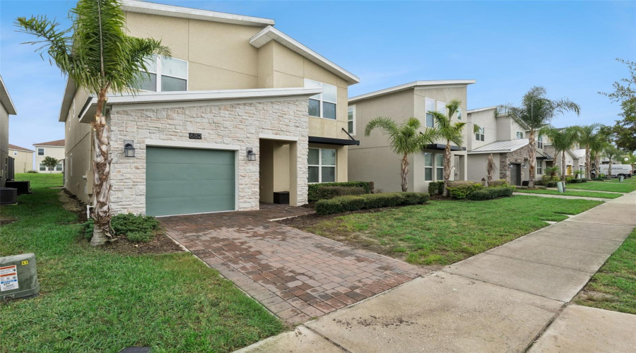 Davenport, Florida 33896, 5 Bedroom Bedrooms, ,5 Bathroombathrooms,Residential,For Sale,Whistling Straits,0,Mfrs5156827