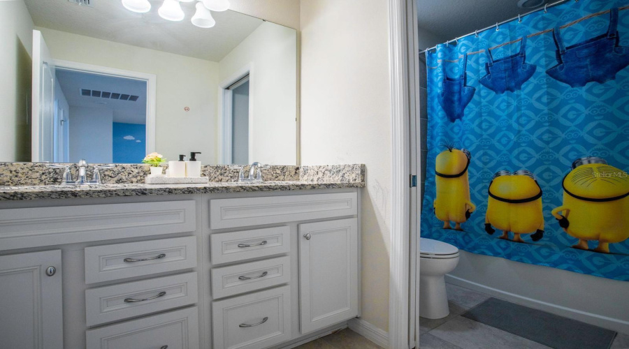 Davenport, Florida 33837, 5 Bedroom Bedrooms, ,4 Bathroombathrooms,Residential,For Sale,Oakmoss,0,Mfrtb8544924