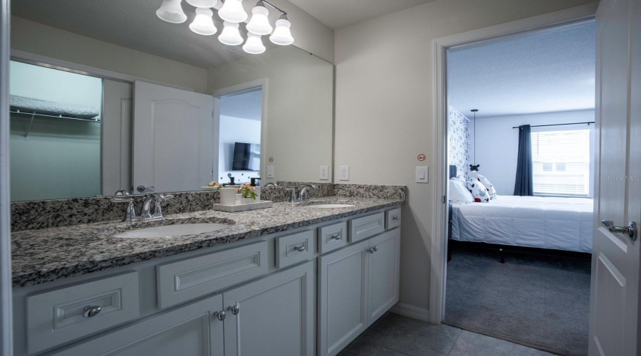 Davenport, Florida 33837, 5 Bedroom Bedrooms, ,4 Bathroombathrooms,Residential,For Sale,Oakmoss,0,Mfrtb8544924
