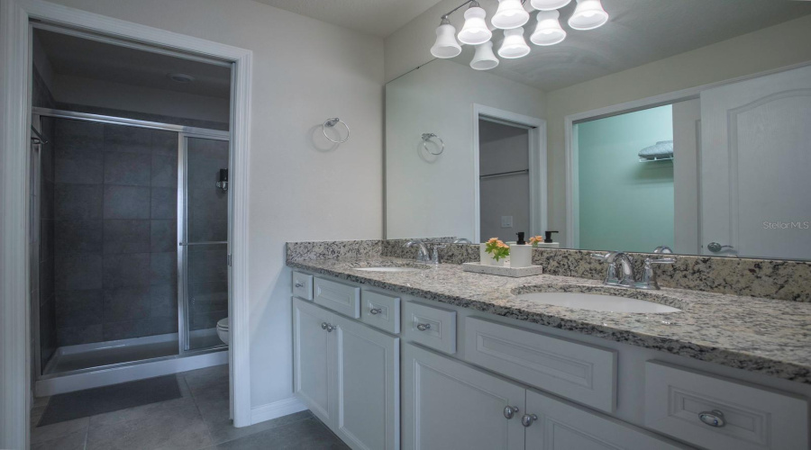 Davenport, Florida 33837, 5 Bedroom Bedrooms, ,4 Bathroombathrooms,Residential,For Sale,Oakmoss,0,Mfrtb8544924
