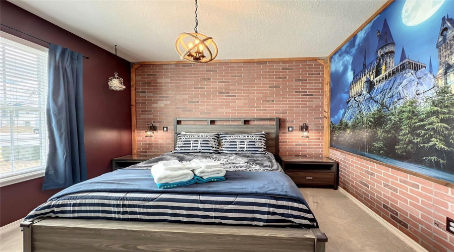 Davenport, Florida 33837, 5 Bedroom Bedrooms, ,4 Bathroombathrooms,Residential,For Sale,Oakmoss,0,Mfrtb8544924