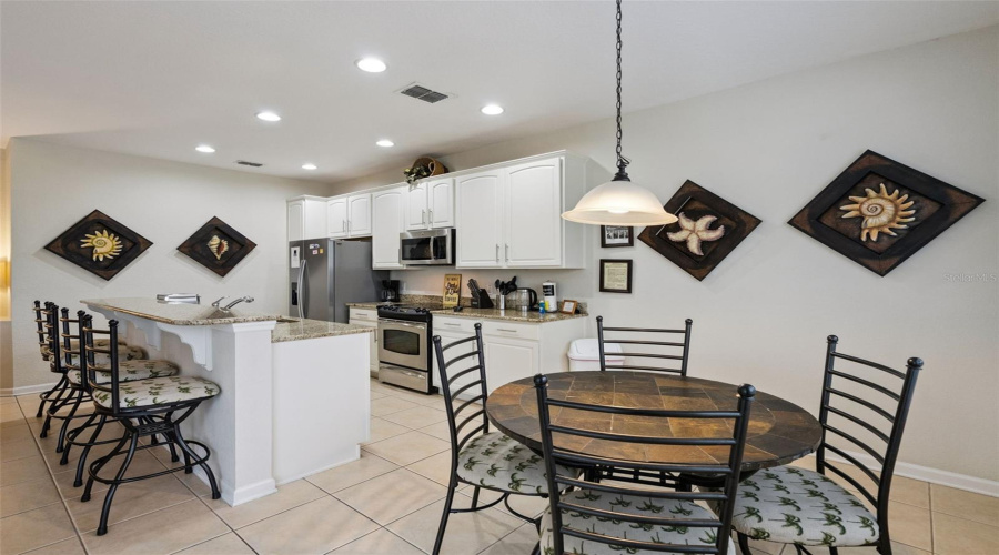 Kissimmee, Florida 34747, 4 Bedroom Bedrooms, ,4 Bathroombathrooms,Residential,For Sale,Teascone,0,Mfrs5156805