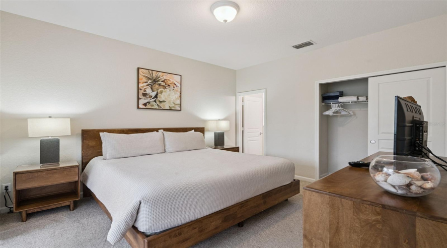 Kissimmee, Florida 34747, 4 Bedroom Bedrooms, ,4 Bathroombathrooms,Residential,For Sale,Teascone,0,Mfrs5156805