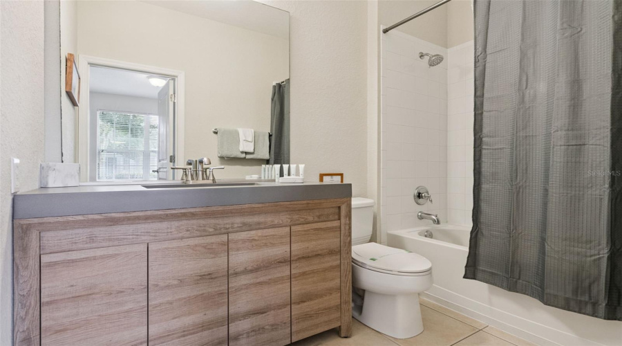 Kissimmee, Florida 34747, 4 Bedroom Bedrooms, ,4 Bathroombathrooms,Residential,For Sale,Teascone,0,Mfrs5156805