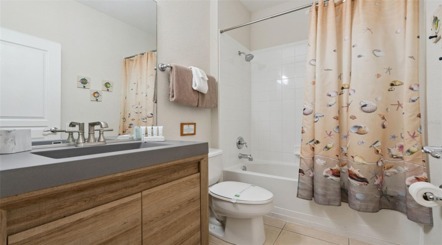 Kissimmee, Florida 34747, 4 Bedroom Bedrooms, ,4 Bathroombathrooms,Residential,For Sale,Teascone,0,Mfrs5156805