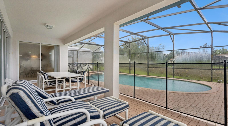 Kissimmee, Florida 34747, 4 Bedroom Bedrooms, ,4 Bathroombathrooms,Residential,For Sale,Teascone,0,Mfrs5156805