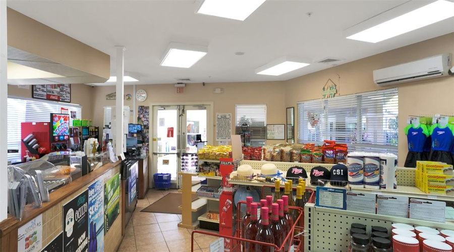 Kissimmee, Florida 34747, 4 Bedroom Bedrooms, ,4 Bathroombathrooms,Residential,For Sale,Teascone,0,Mfrs5156805