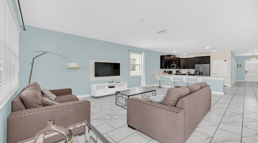 Davenport, Florida 33896, 8 Bedroom Bedrooms, ,5 Bathroombathrooms,Residential,For Sale,Moon Valley,0,Mfro6438766