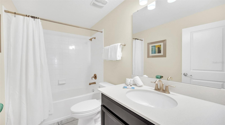 Davenport, Florida 33896, 8 Bedroom Bedrooms, ,5 Bathroombathrooms,Residential,For Sale,Moon Valley,0,Mfro6438766