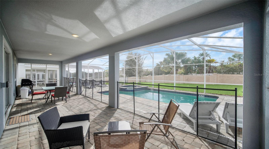 Davenport, Florida 33896, 8 Bedroom Bedrooms, ,5 Bathroombathrooms,Residential,For Sale,Moon Valley,0,Mfro6438766