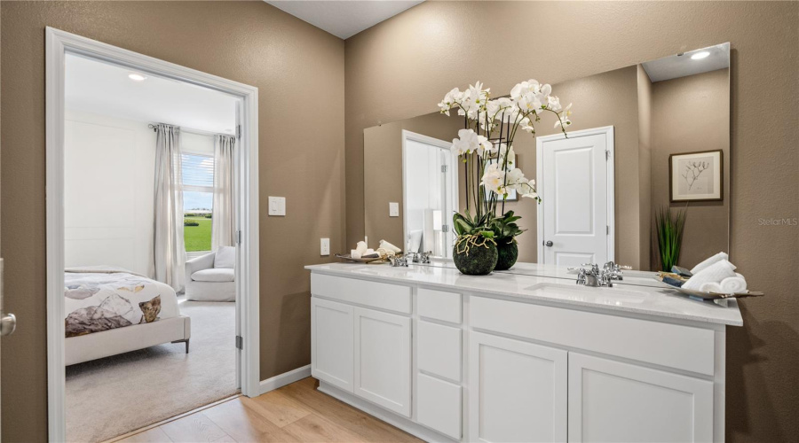 Davenport, Florida 33837, 4 Bedroom Bedrooms, ,3 Bathroombathrooms,Residential,For Sale,Castleview,0,Mfro6438949
