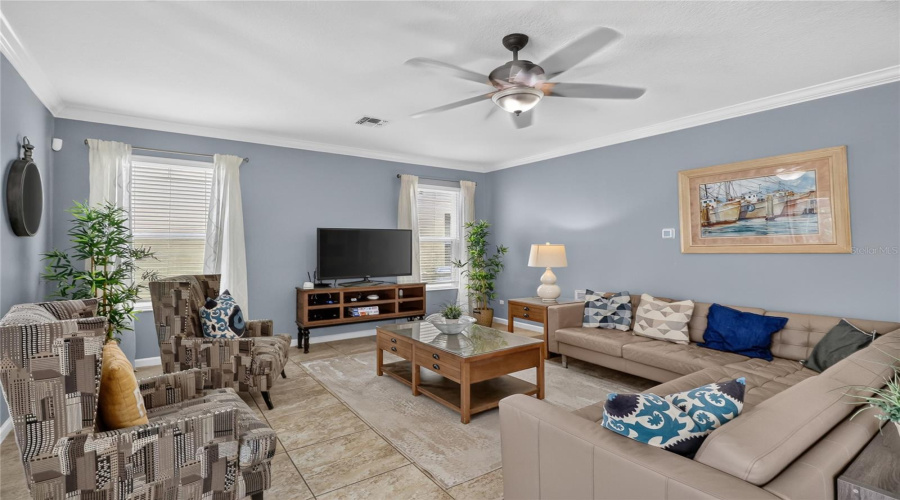 Davenport, Florida 33837, 6 Bedroom Bedrooms, ,4 Bathroombathrooms,Residential,For Sale,Orange Cosmos,0,Mfro6438727