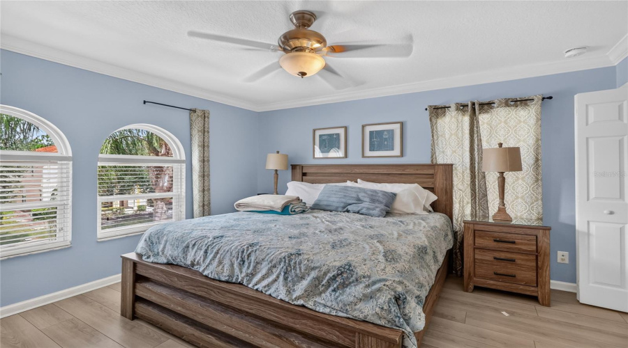 Davenport, Florida 33837, 6 Bedroom Bedrooms, ,4 Bathroombathrooms,Residential,For Sale,Orange Cosmos,0,Mfro6438727