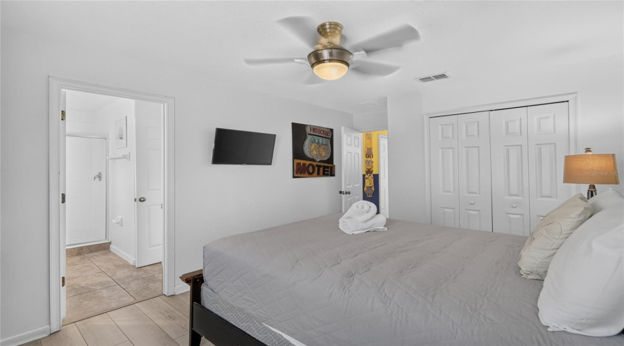 Davenport, Florida 33837, 6 Bedroom Bedrooms, ,4 Bathroombathrooms,Residential,For Sale,Orange Cosmos,0,Mfro6438727
