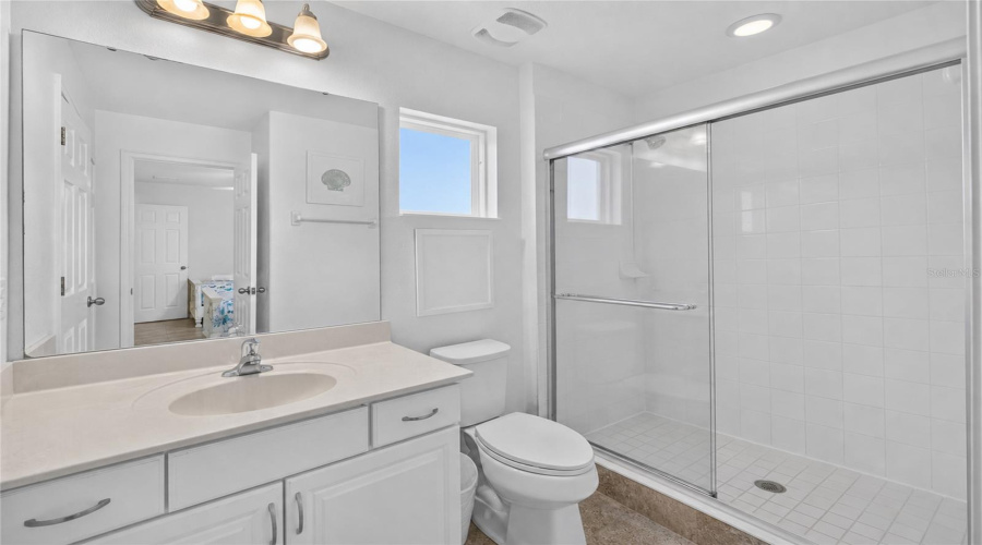Davenport, Florida 33837, 6 Bedroom Bedrooms, ,4 Bathroombathrooms,Residential,For Sale,Orange Cosmos,0,Mfro6438727